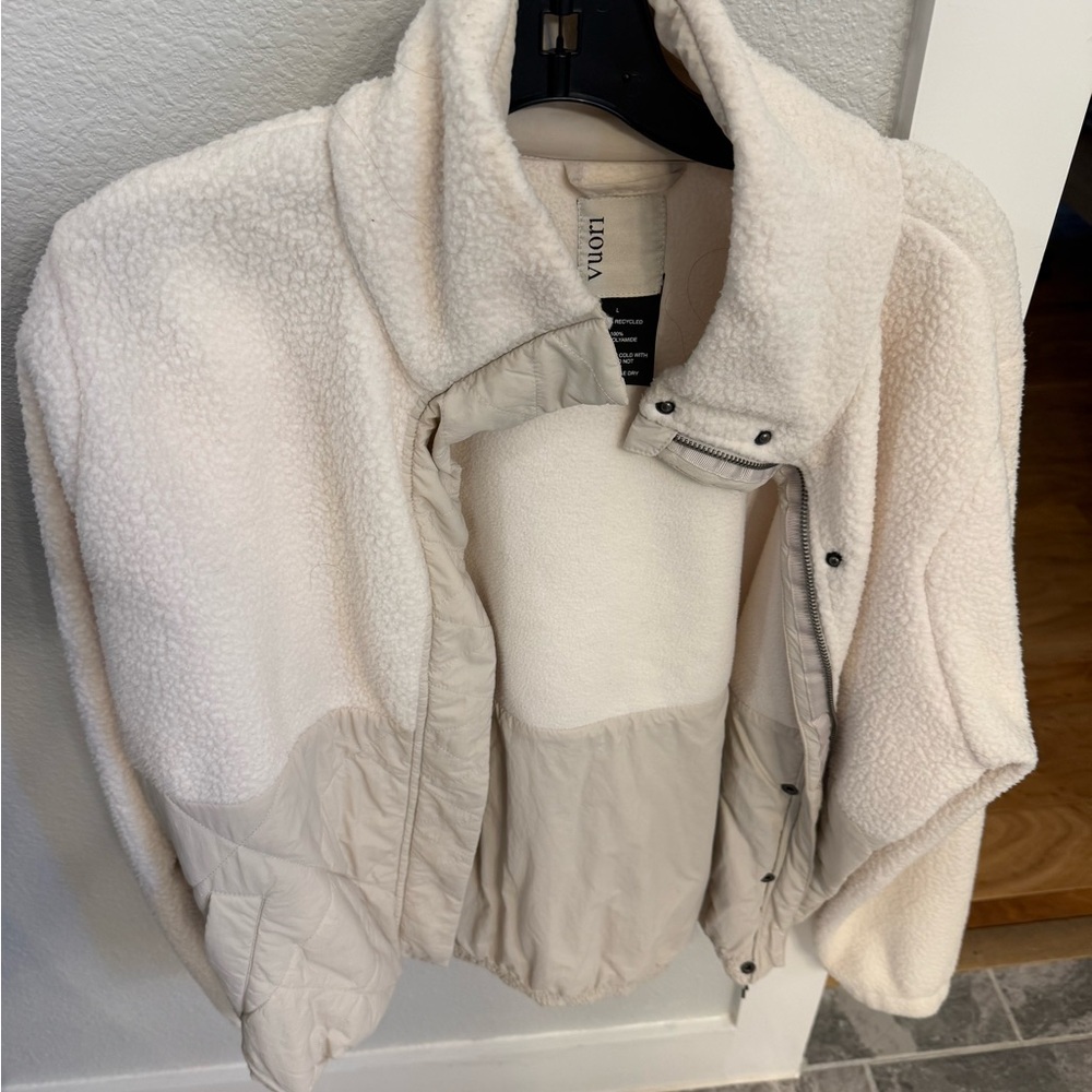 Vuori Cream Highlands Sherpa Jacket